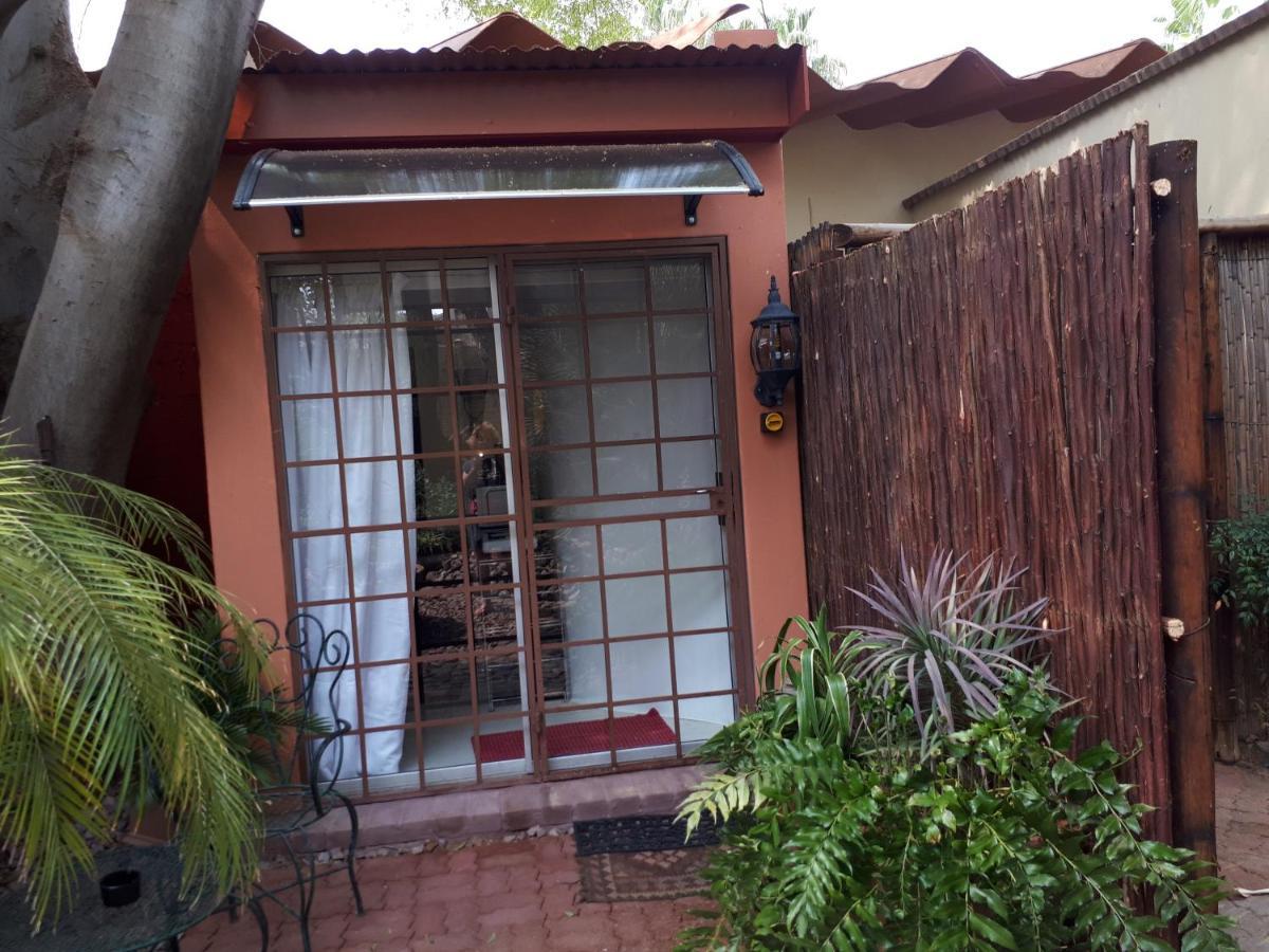 A La Fugue Otel Upington Dış mekan fotoğraf