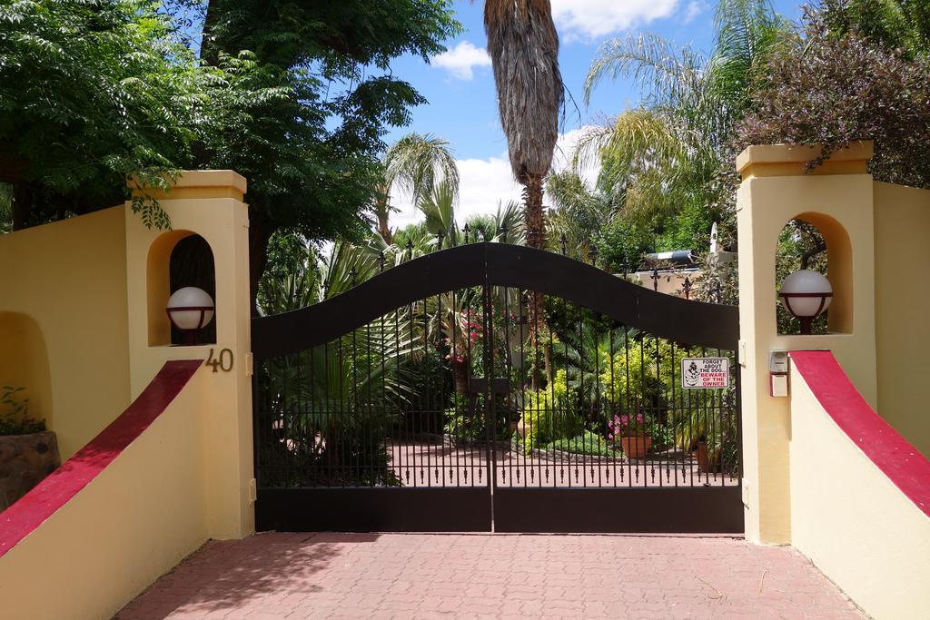 A La Fugue Otel Upington Dış mekan fotoğraf
